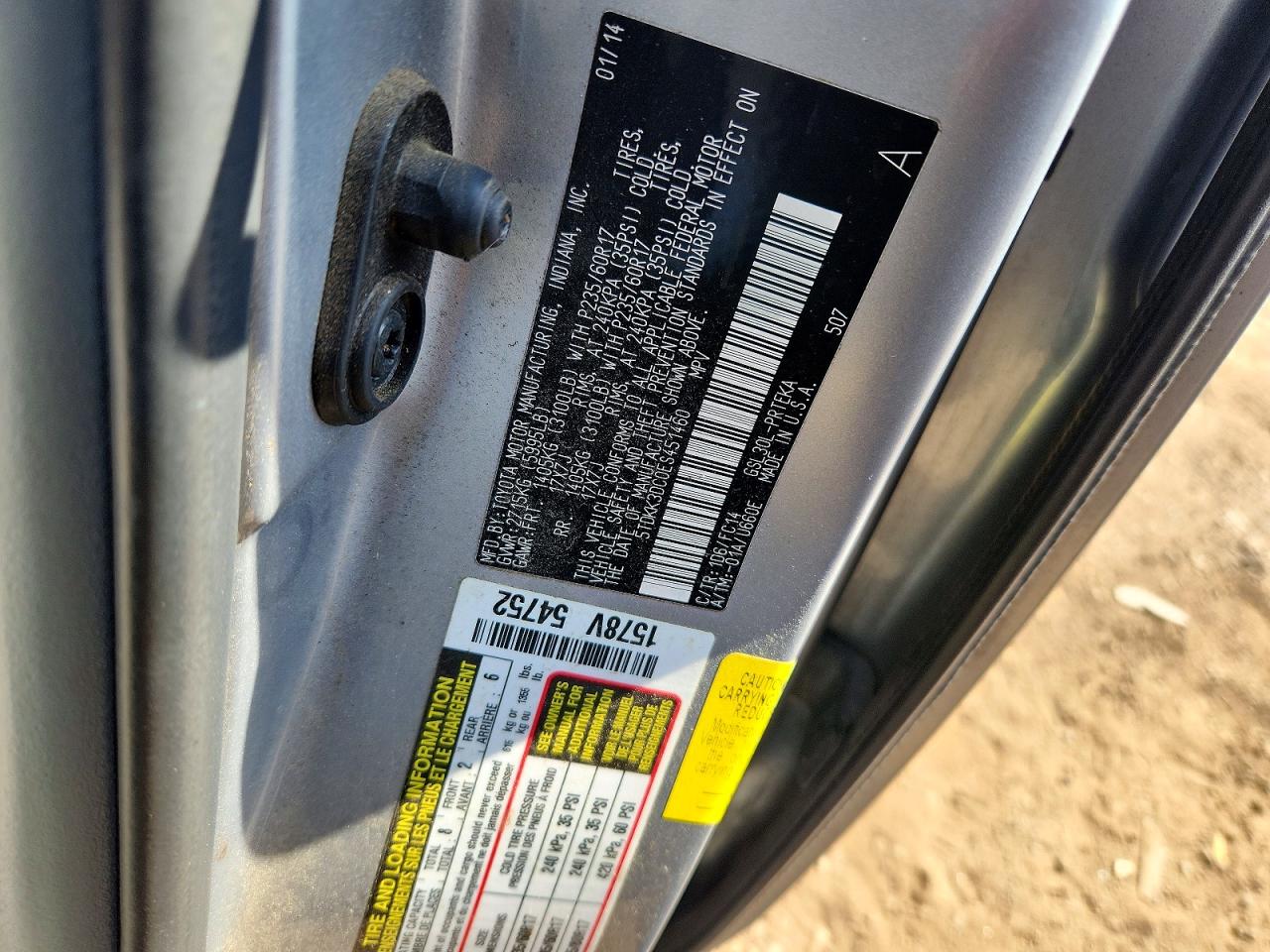 TOYOTA SIENNA 2014 — 14
