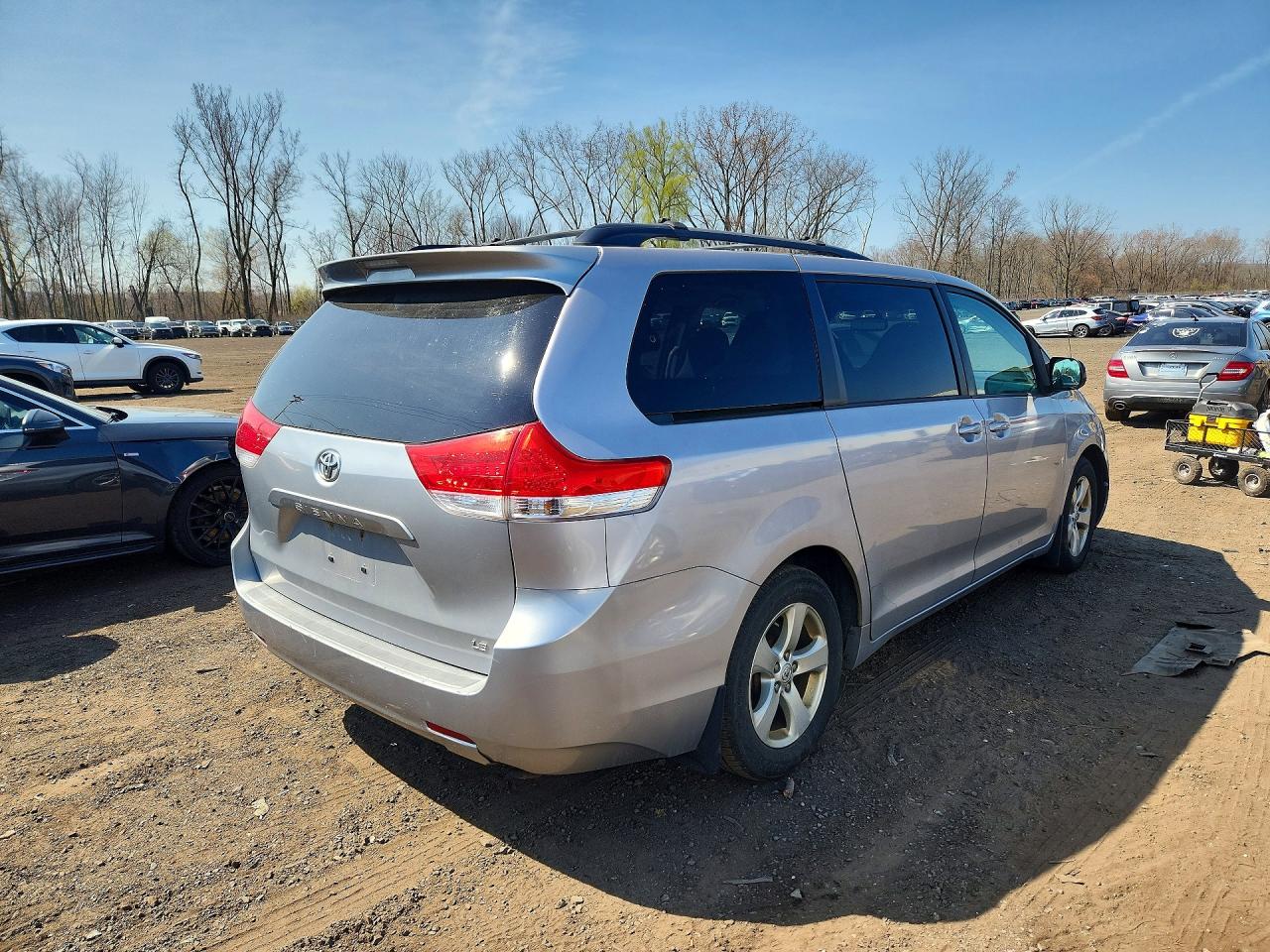 TOYOTA SIENNA 2014 — 4