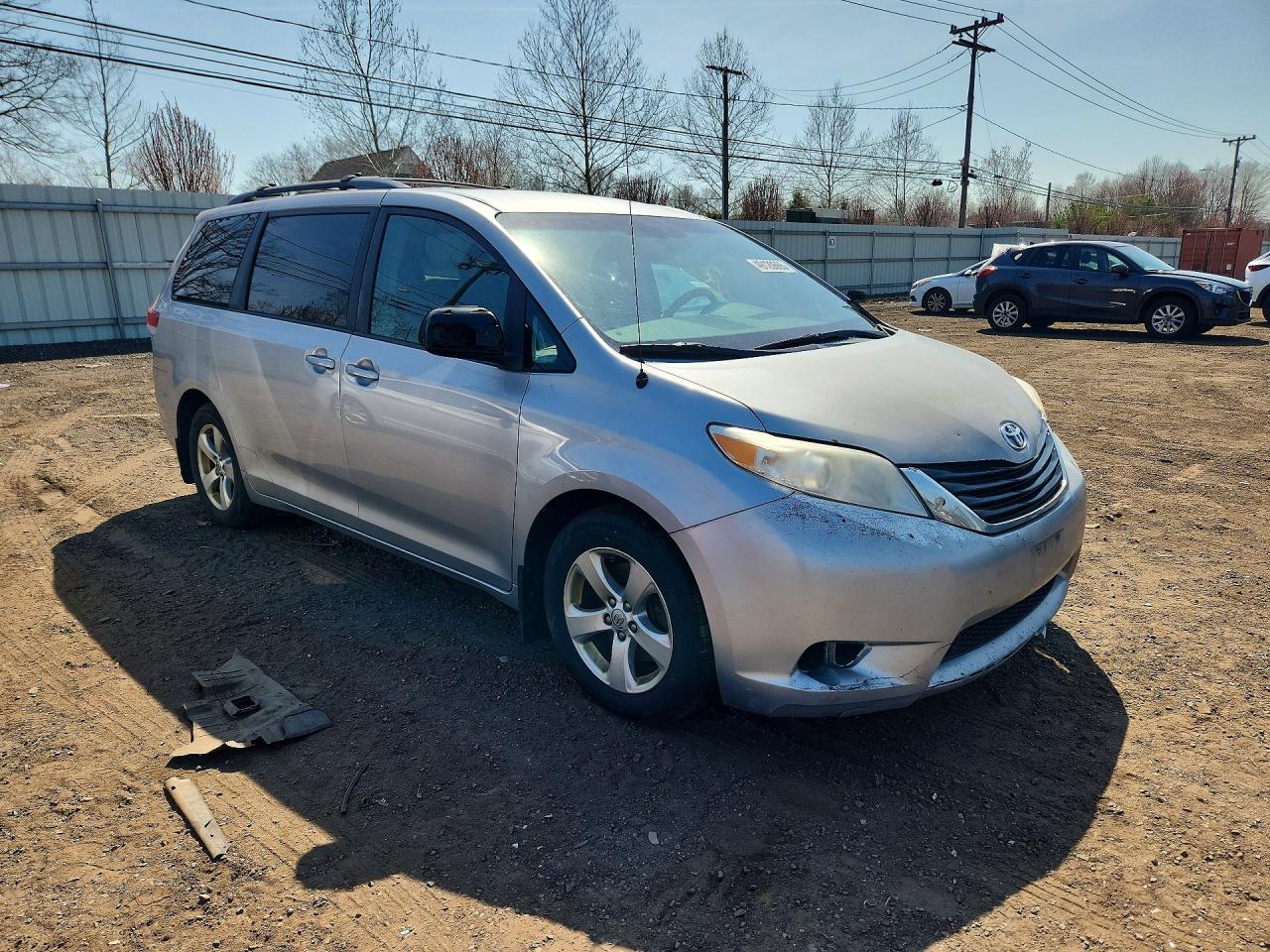 TOYOTA SIENNA 2014 — 5