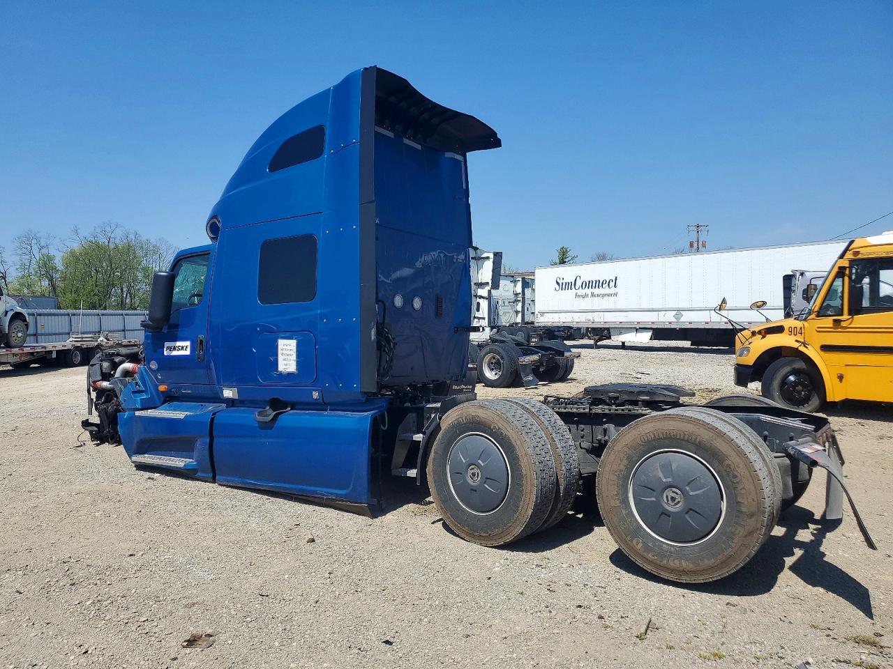 INTERNATIONAL LT625 2024 — 4