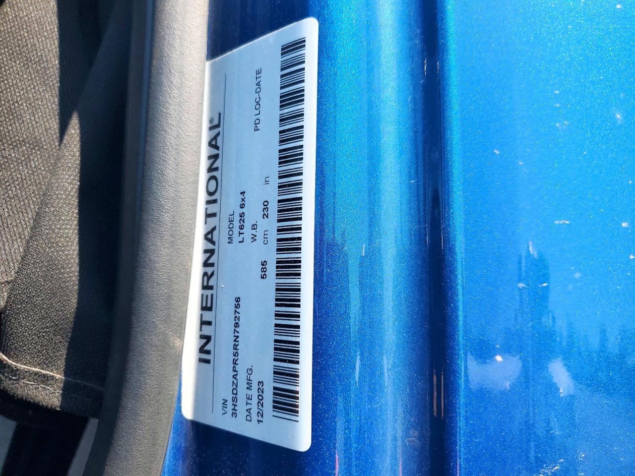 INTERNATIONAL LT625 2024 — 11