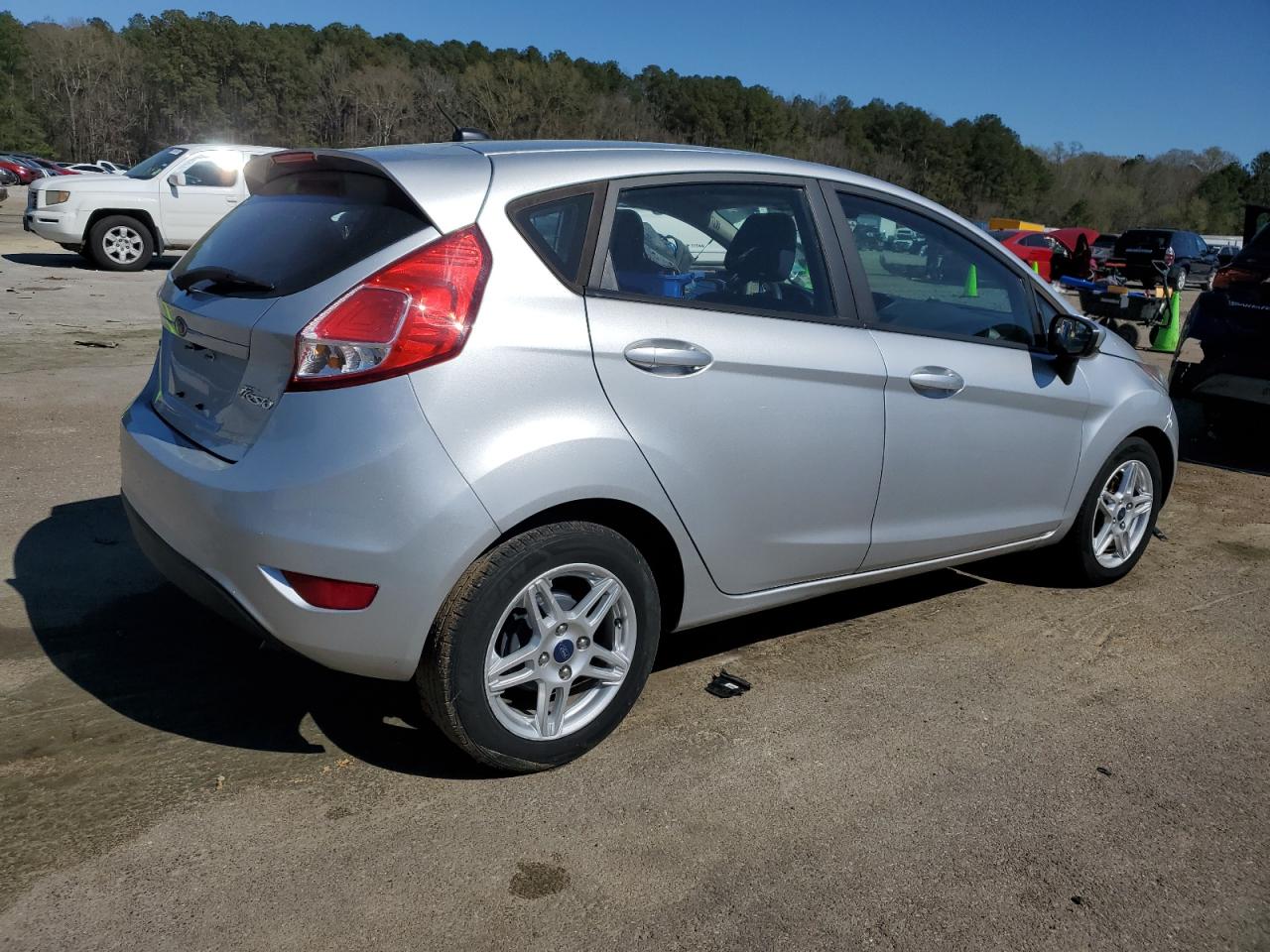 FORD FIESTA 2018 — 4