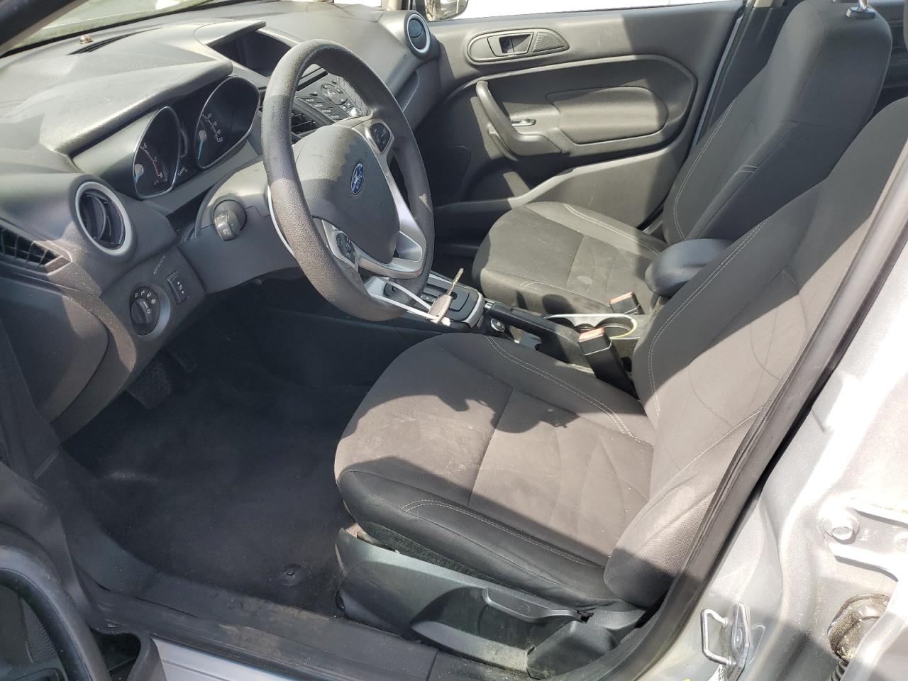 FORD FIESTA 2018 — 8