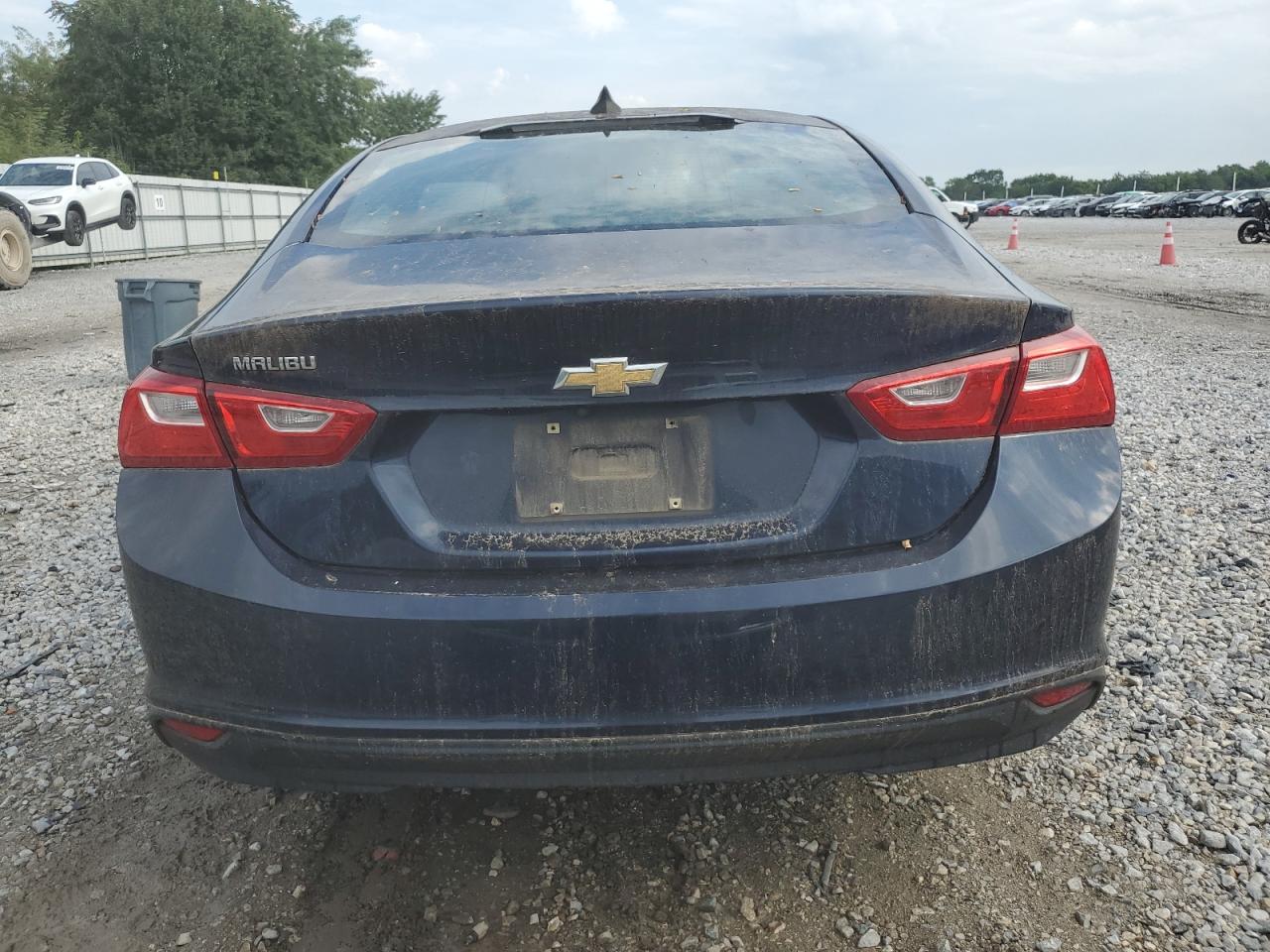 CHEVROLET MALIBU 2017 — 7