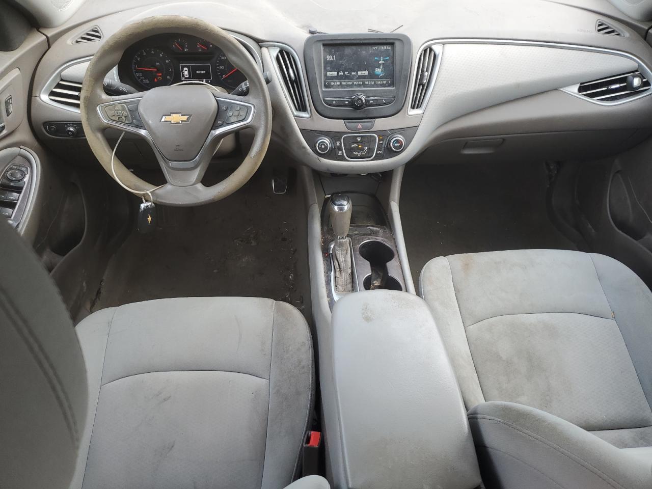 CHEVROLET MALIBU 2017 — 9