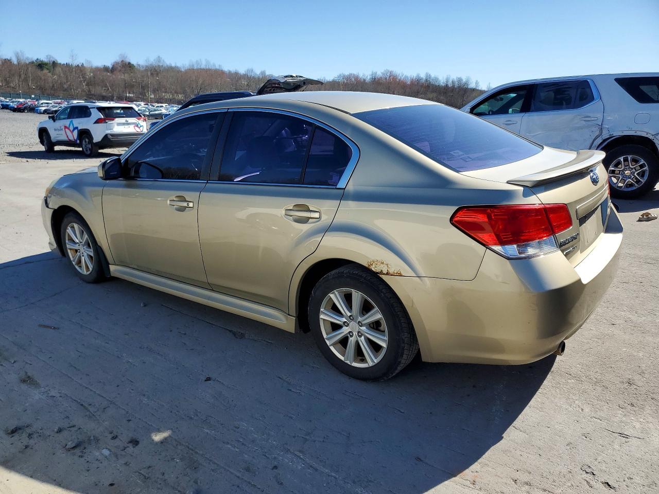 SUBARU LEGACY 2010 — 3
