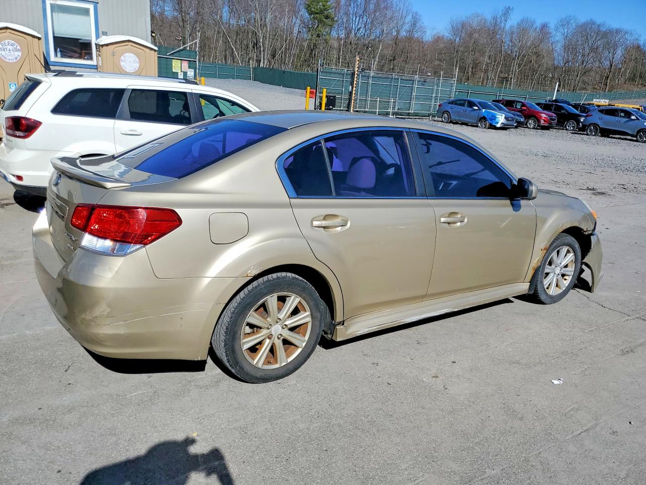 SUBARU LEGACY 2010 — 4