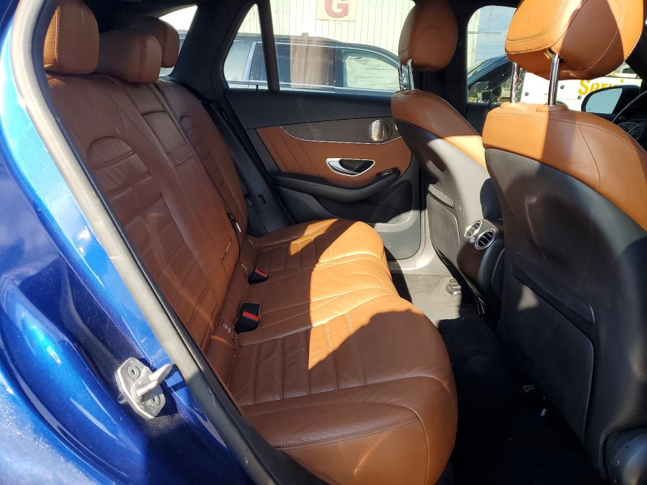 MERCEDES-BENZ GLC 2021 — 12