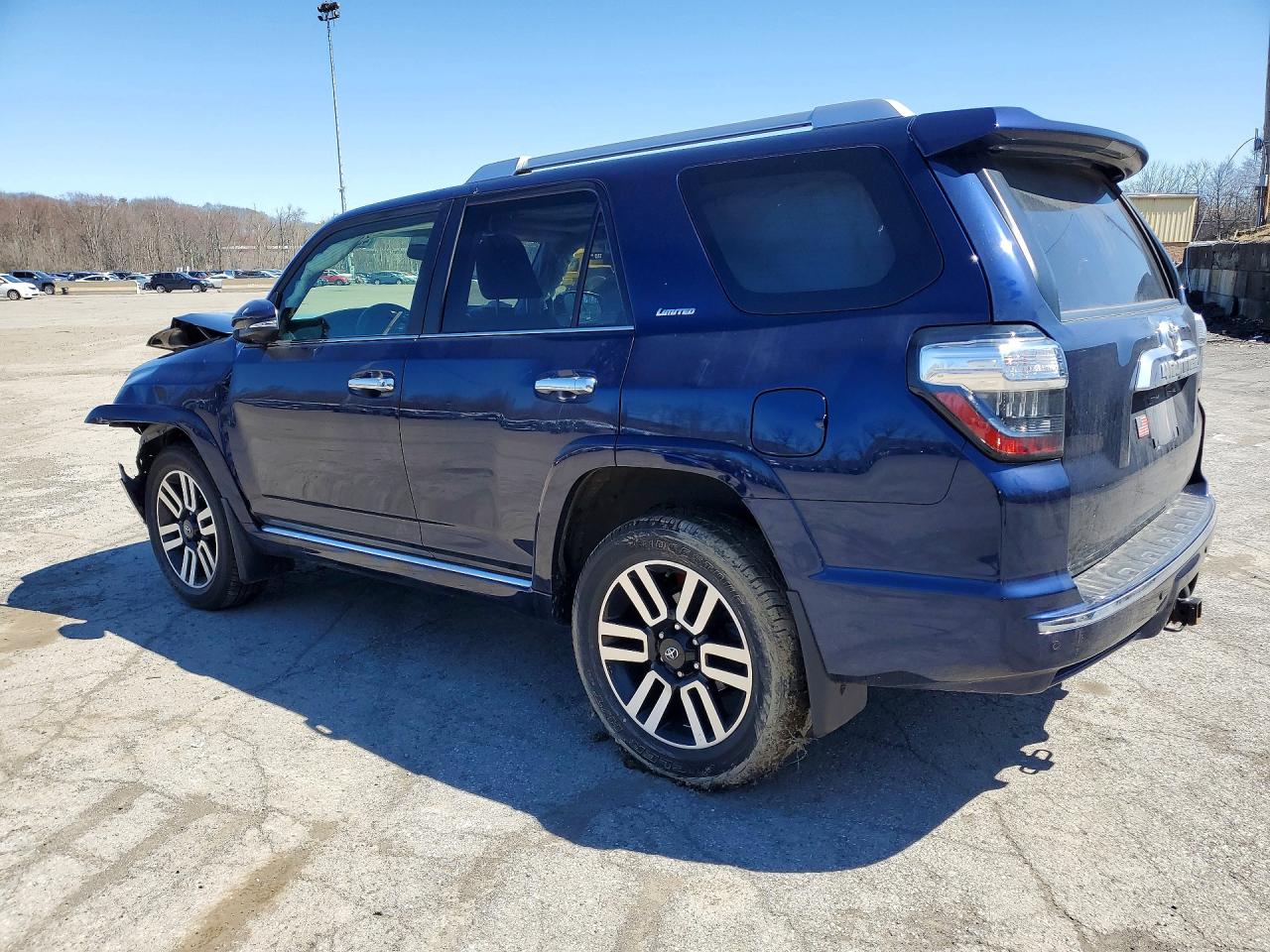 TOYOTA 4RUNNER 2022 — 3