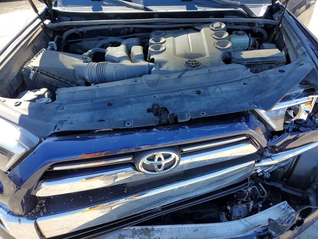 TOYOTA 4RUNNER 2022 — 13