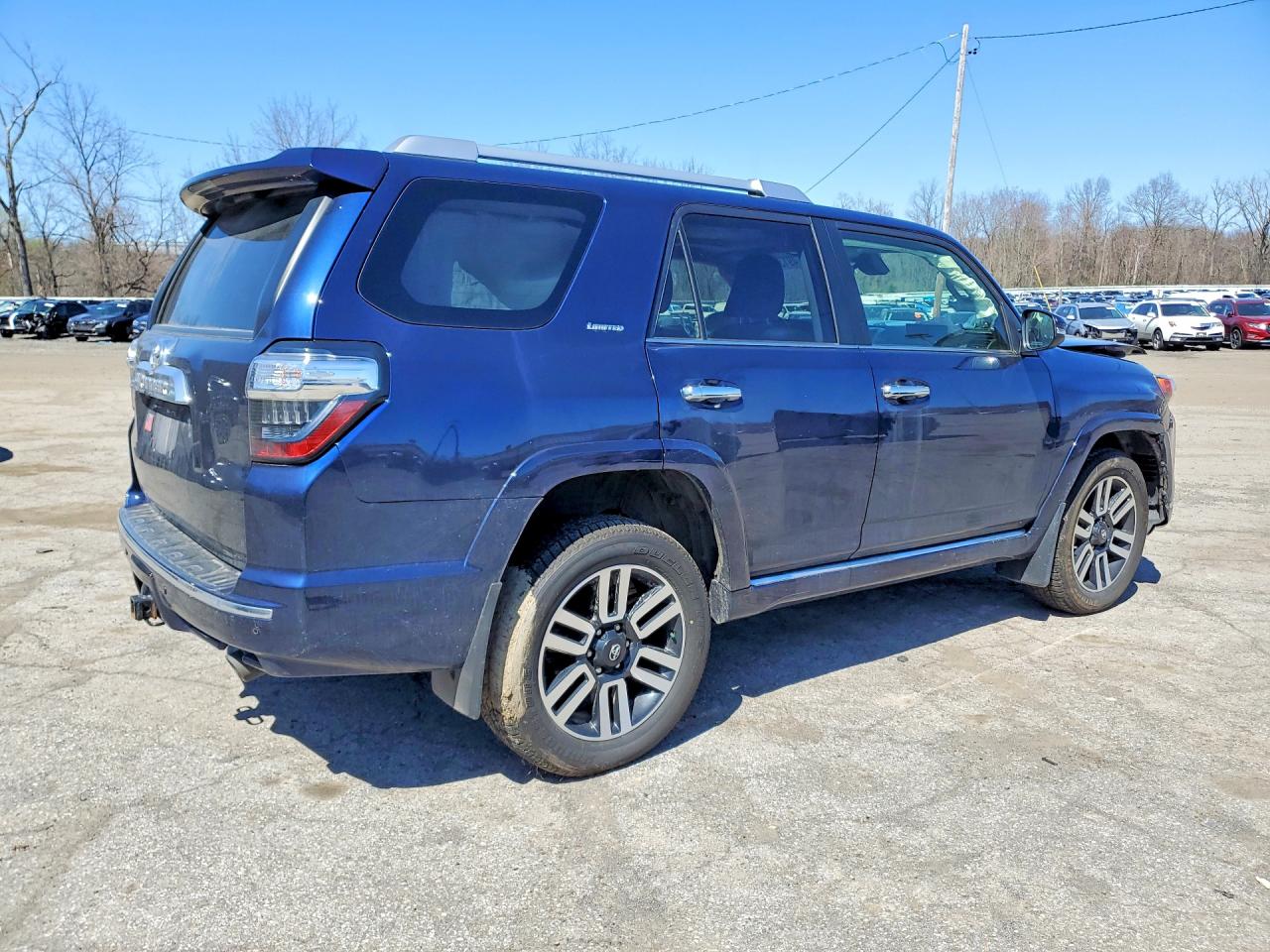TOYOTA 4RUNNER 2022 — 4