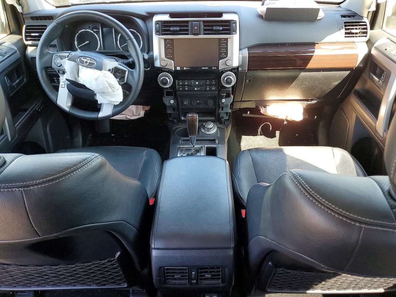TOYOTA 4RUNNER 2022 — 9