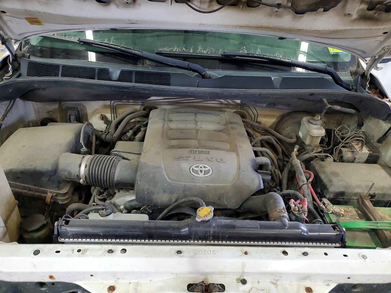 TOYOTA TUNDRA 2012 — 12