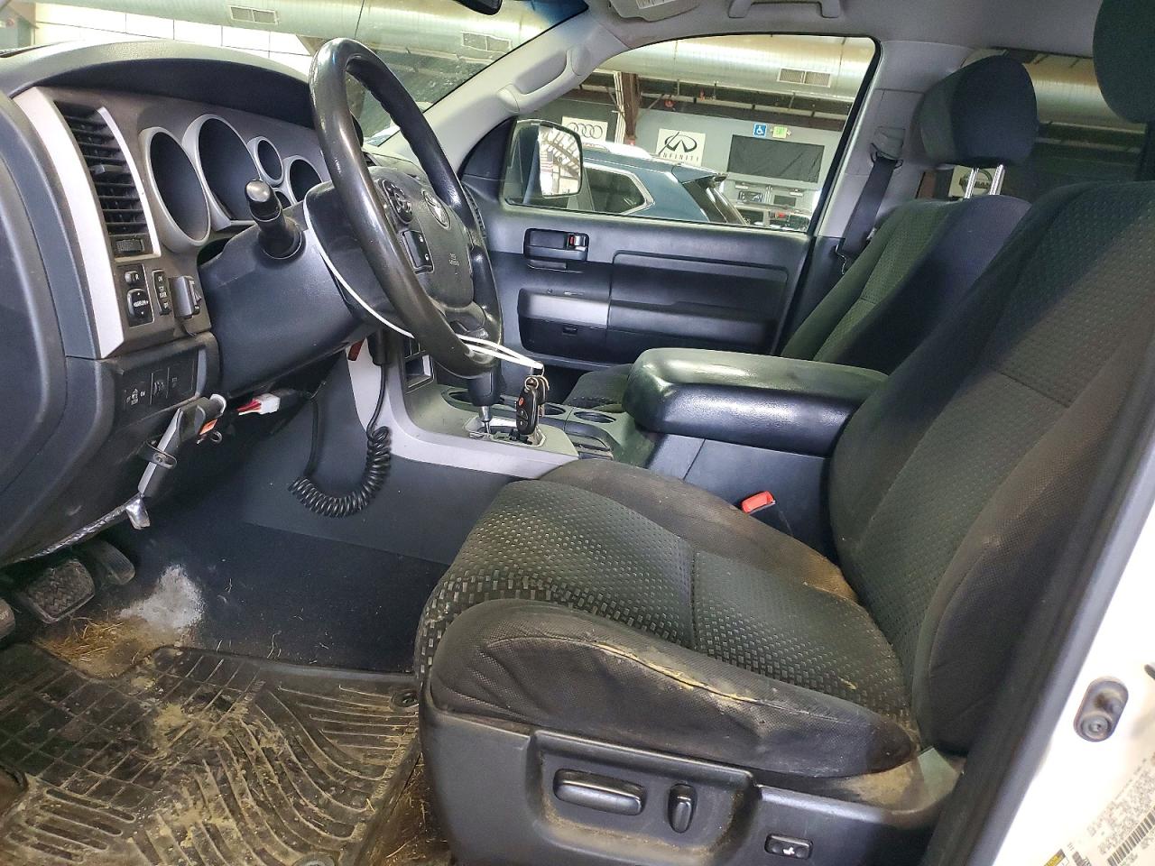 TOYOTA TUNDRA 2012 — 8