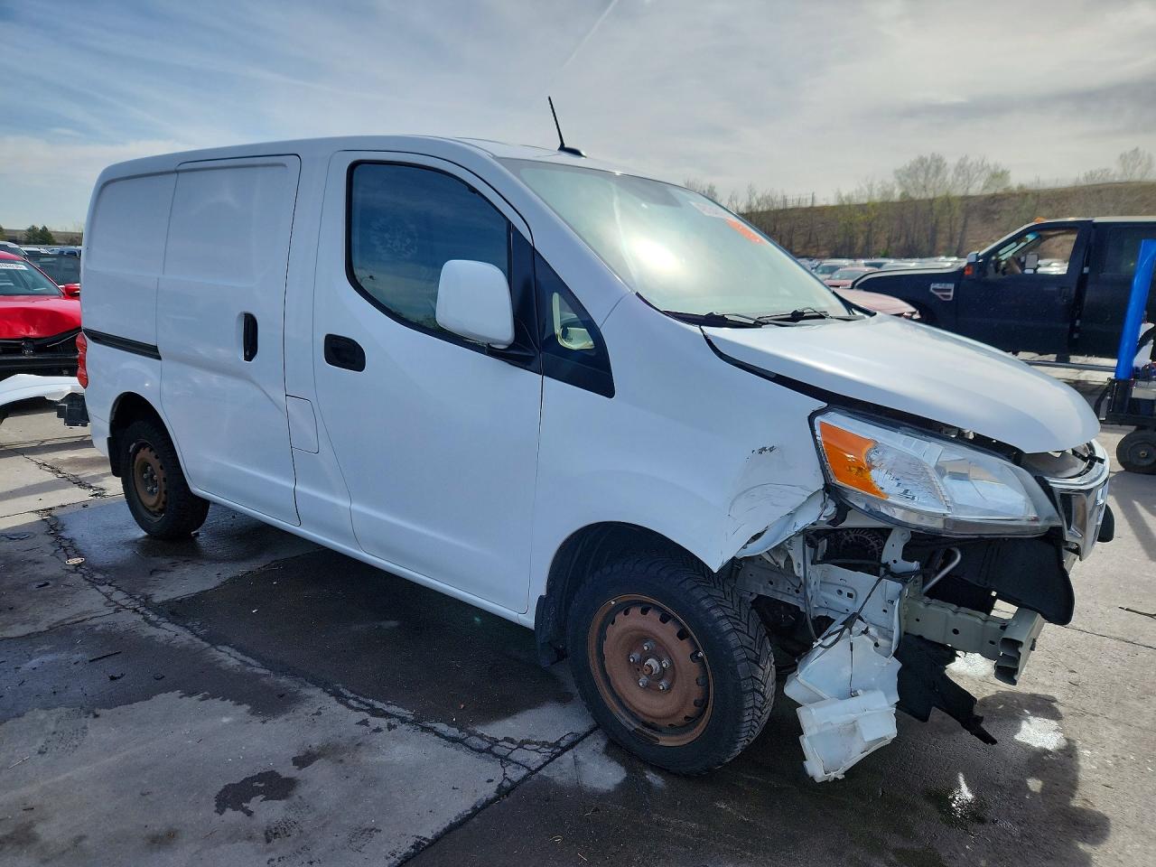 2017 NISSAN NV200