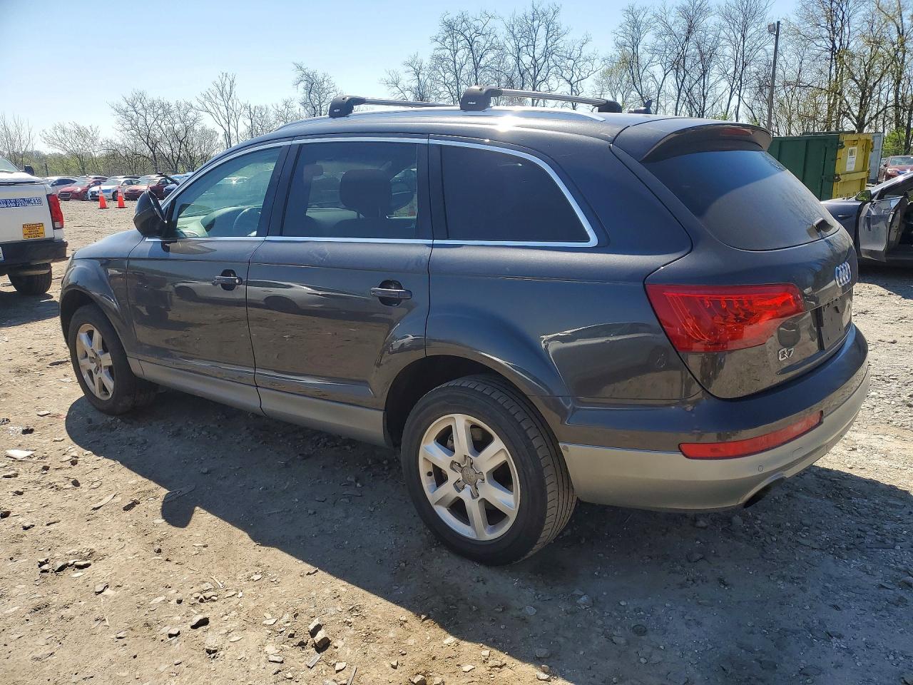 AUDI Q7 2011 — 3