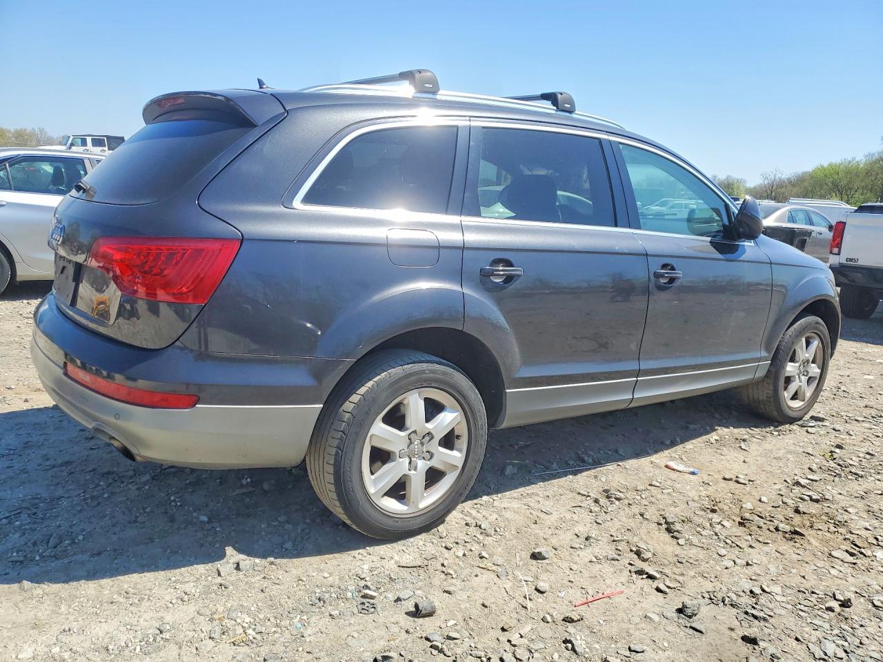 AUDI Q7 2011 — 4