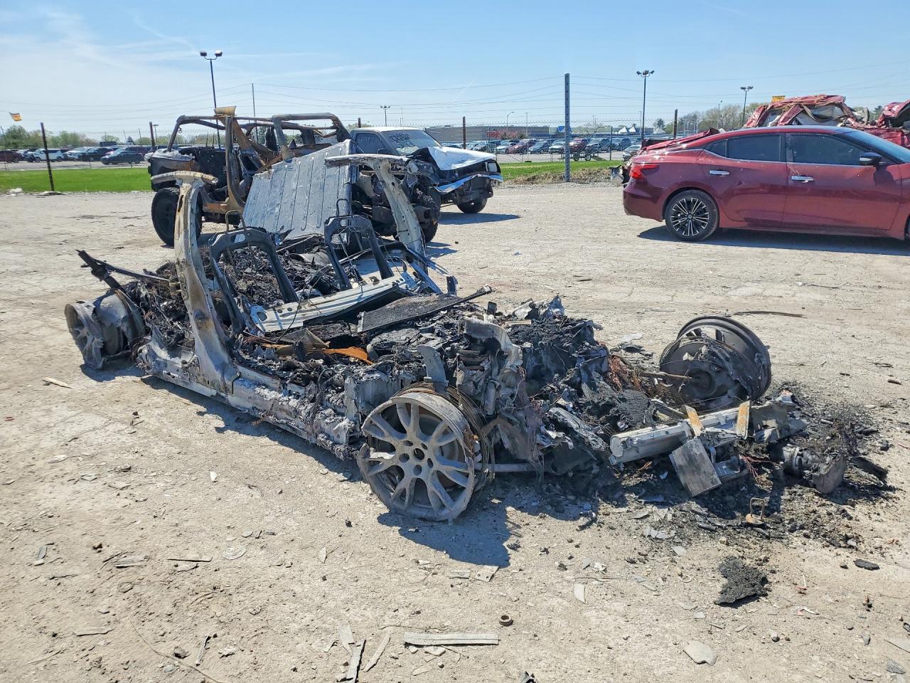 TESLA MODEL S 2023 — 5