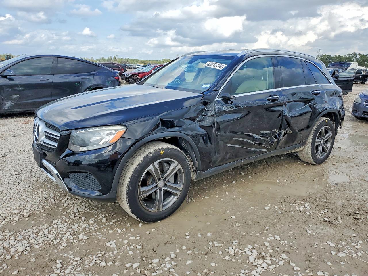 MERCEDES-BENZ GLC 2016 — 2