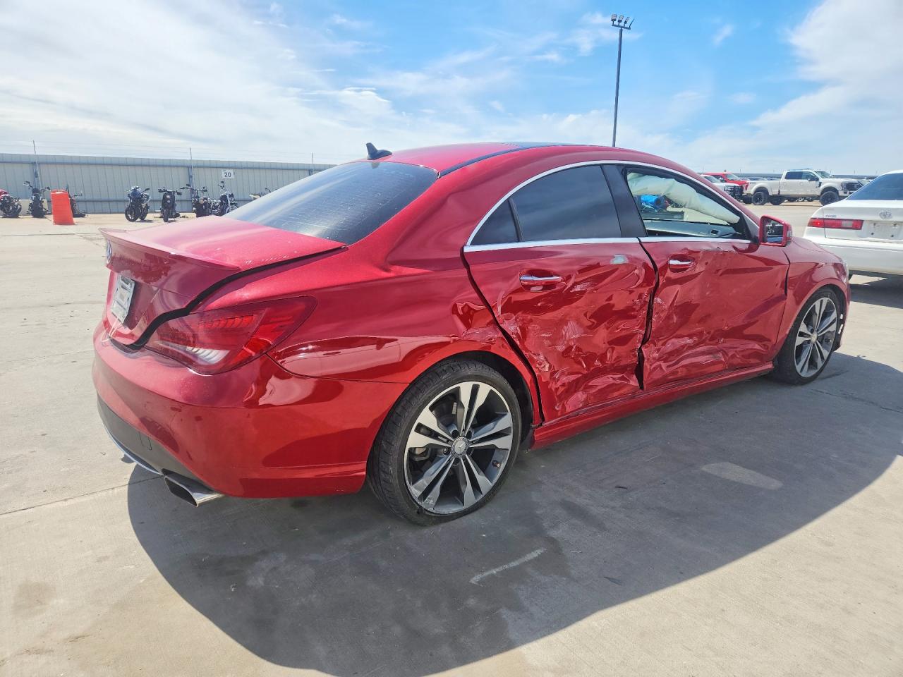 MERCEDES-BENZ CLA 2016 — 4