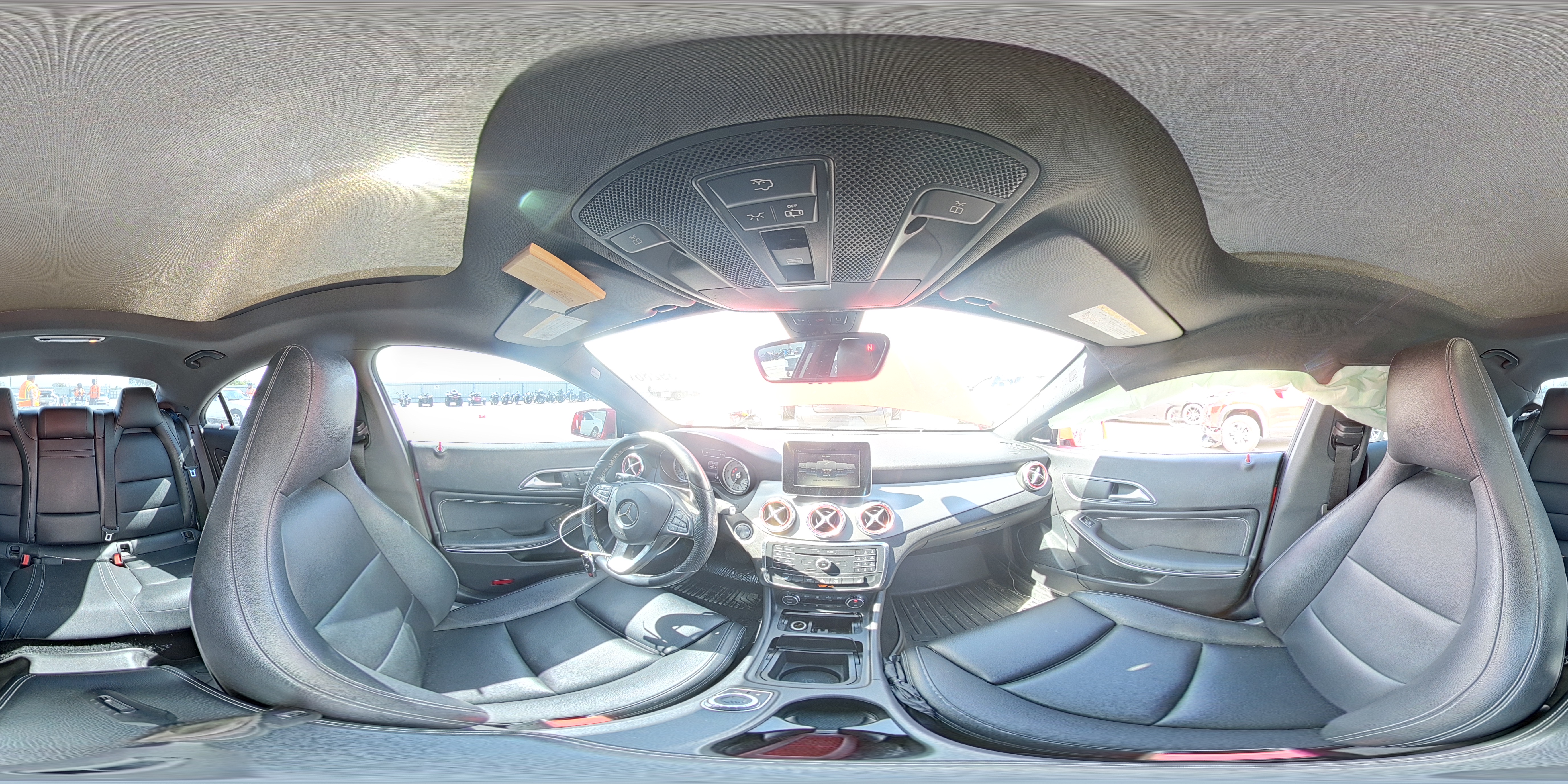 MERCEDES-BENZ CLA 2016 — 14