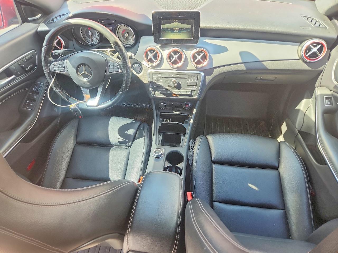 MERCEDES-BENZ CLA 2016 — 9