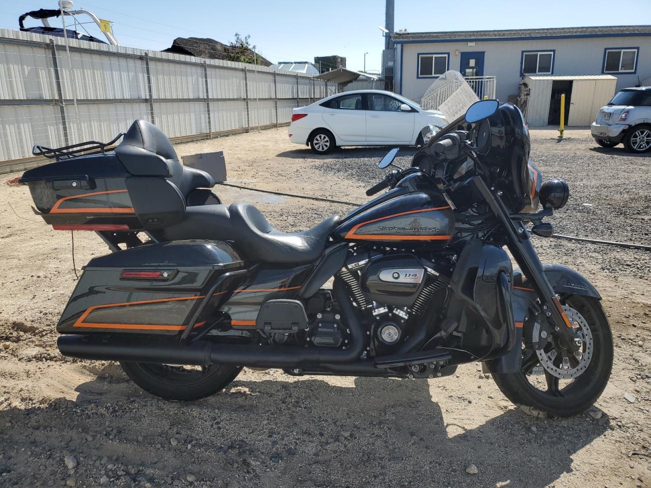 HARLEY-DAVIDSON FLHTK 2022 — 4