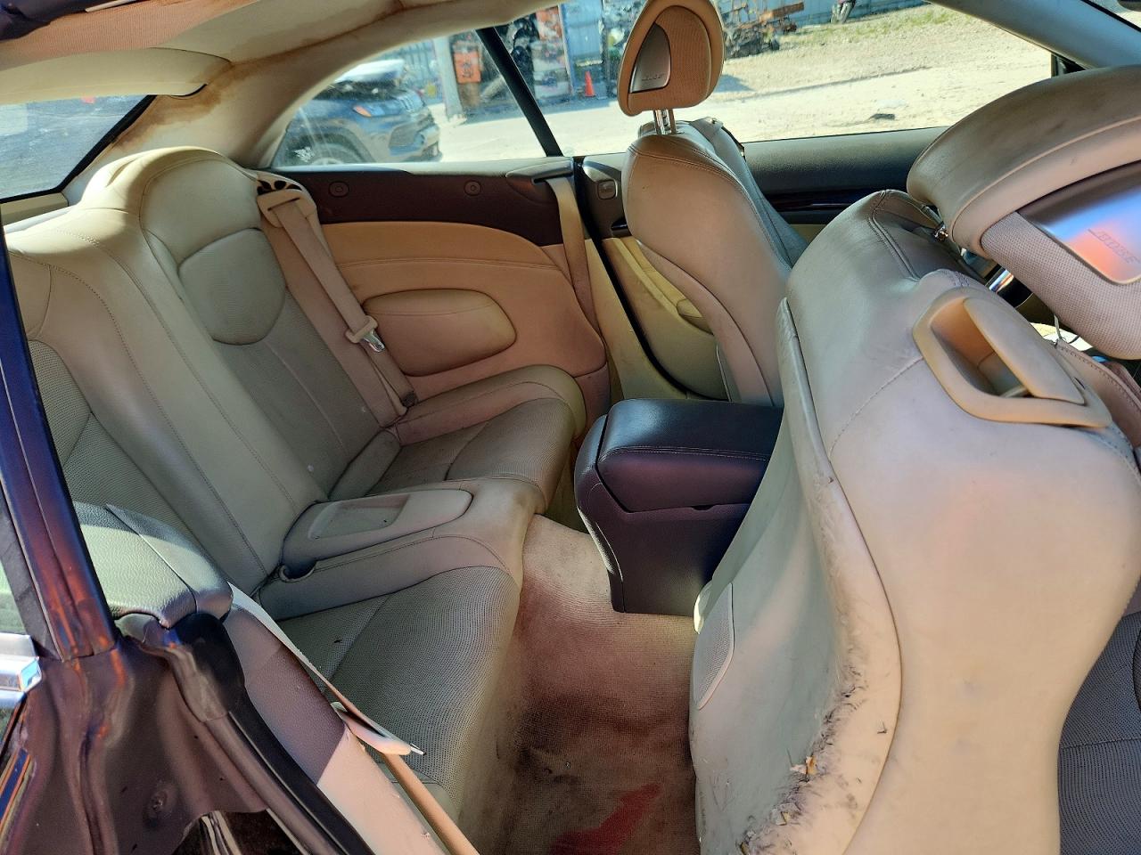 INFINITI G37 CONVERTIBLE 2012 — 11