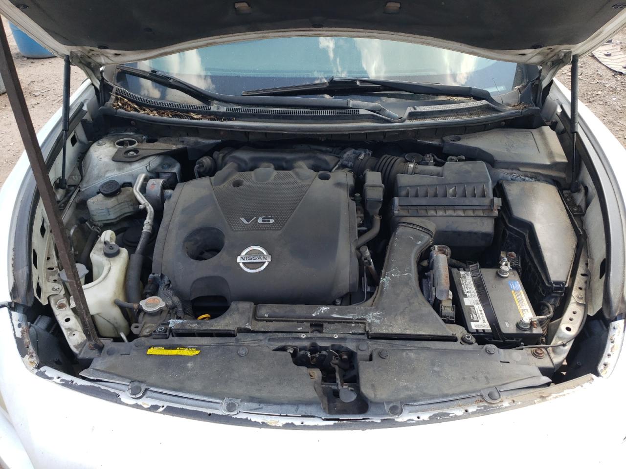 NISSAN MAXIMA 2009 — 12