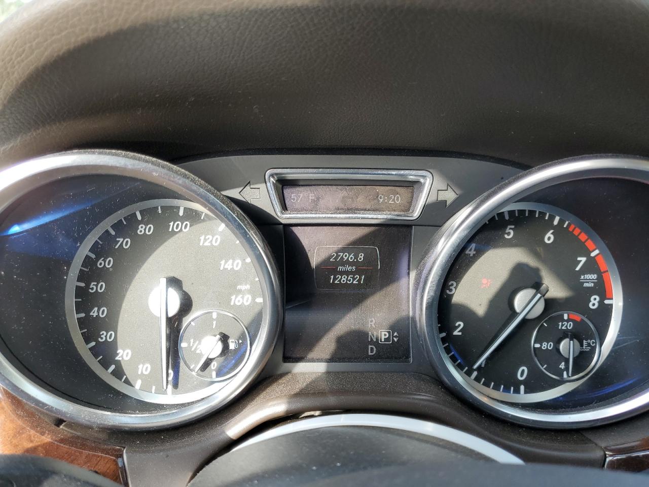 Mercedes-Benz Ml 2014 — 9