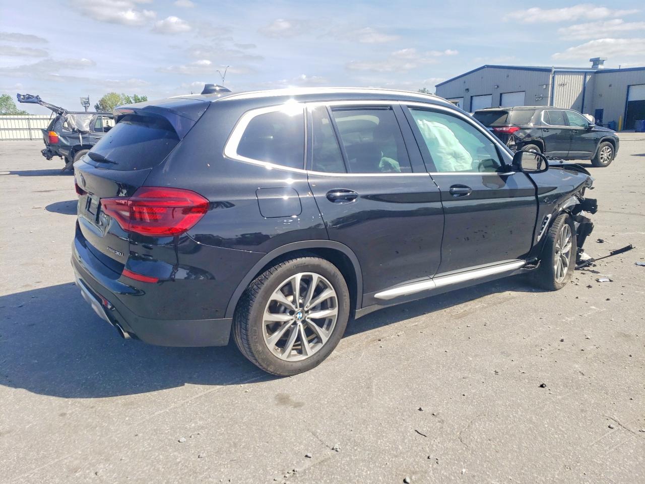 BMW X3 2018 — 4