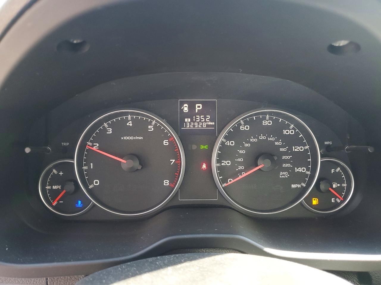 SUBARU LEGACY 2013 — 10