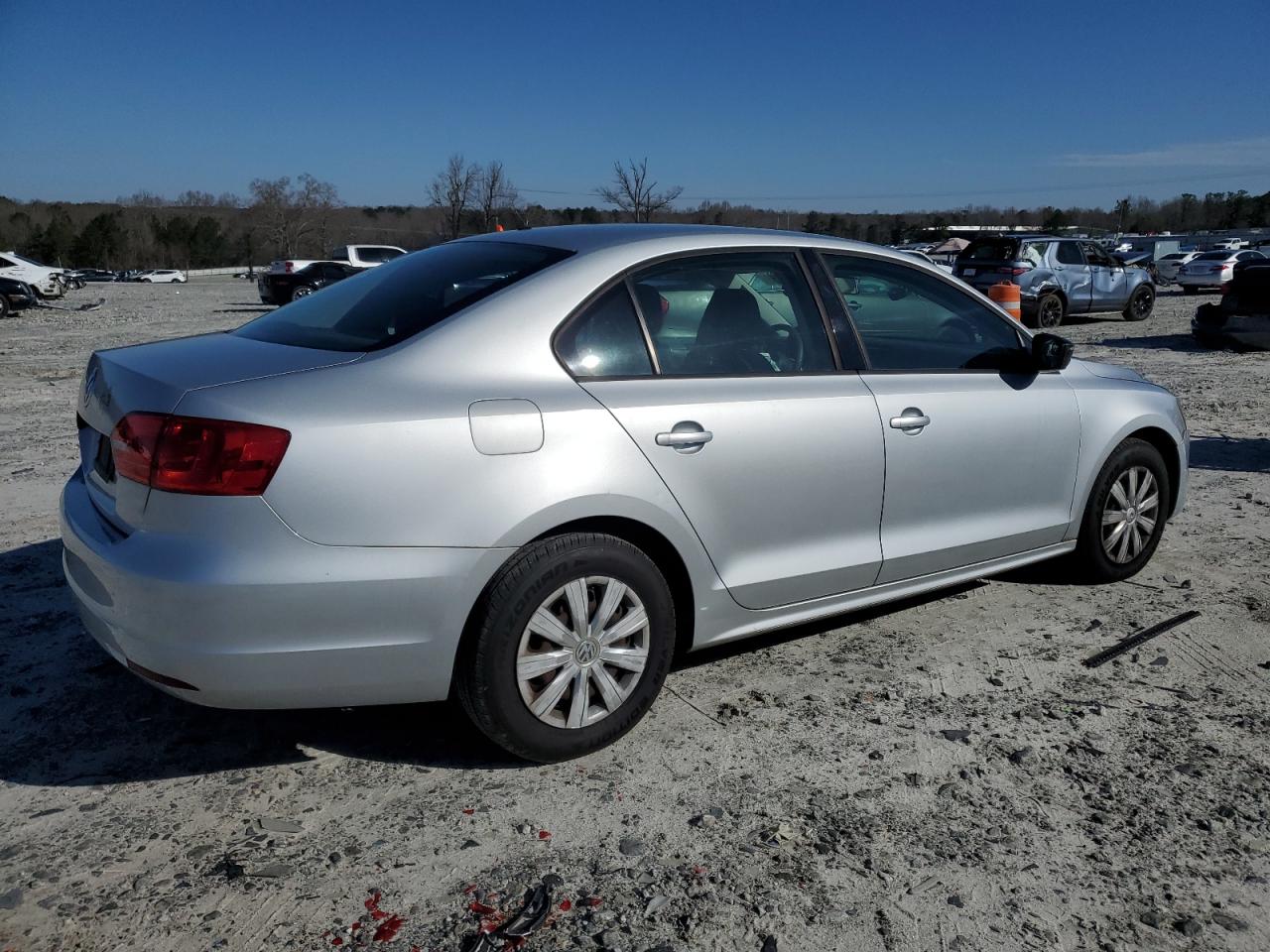 VOLKSWAGEN JETTA 2013 — 4