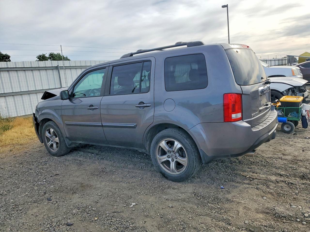 HONDA PILOT 2014 — 3