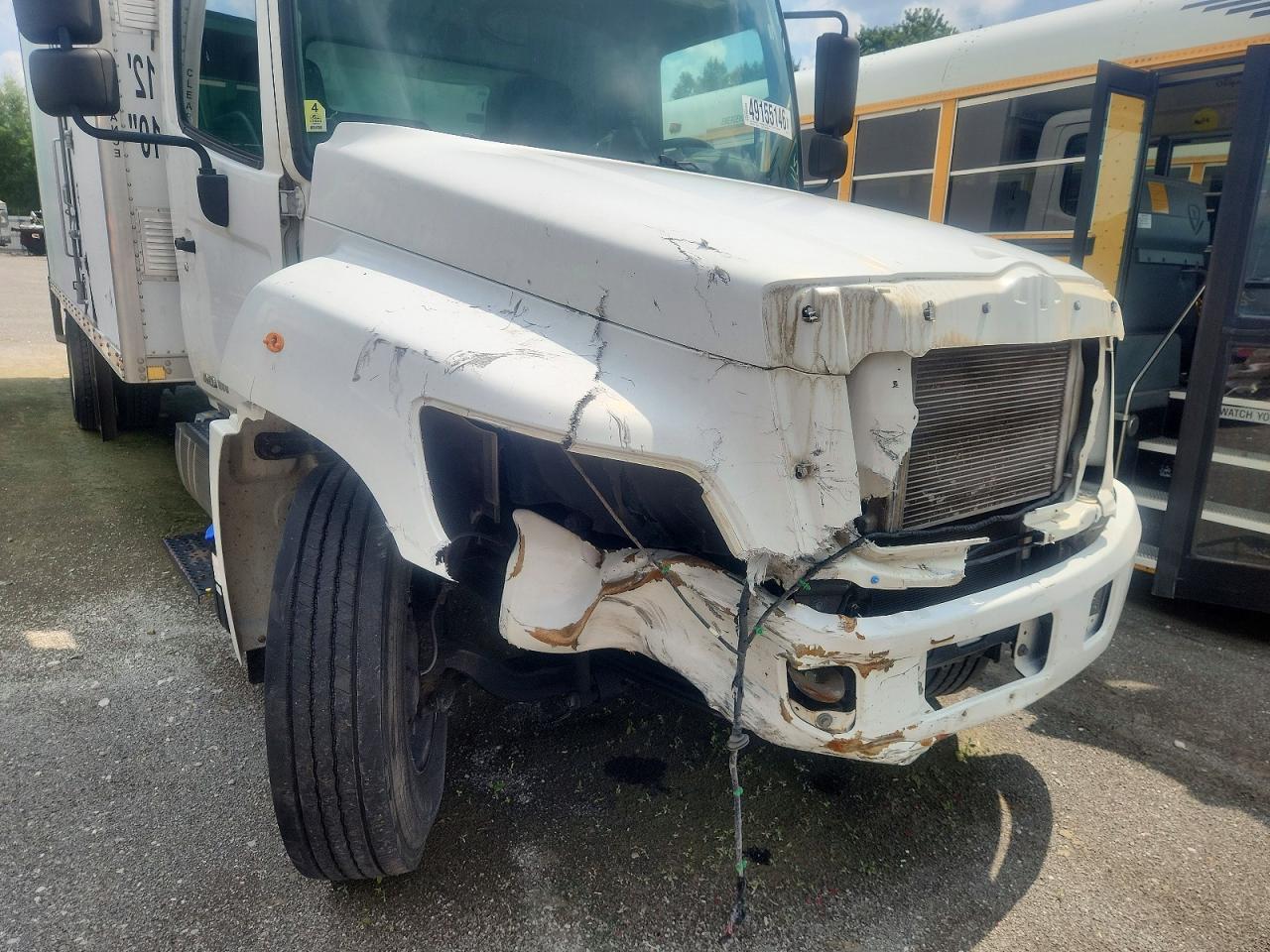 HINO 258/268 2017 — 10