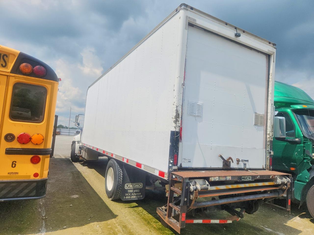 HINO 258/268 2017 — 3