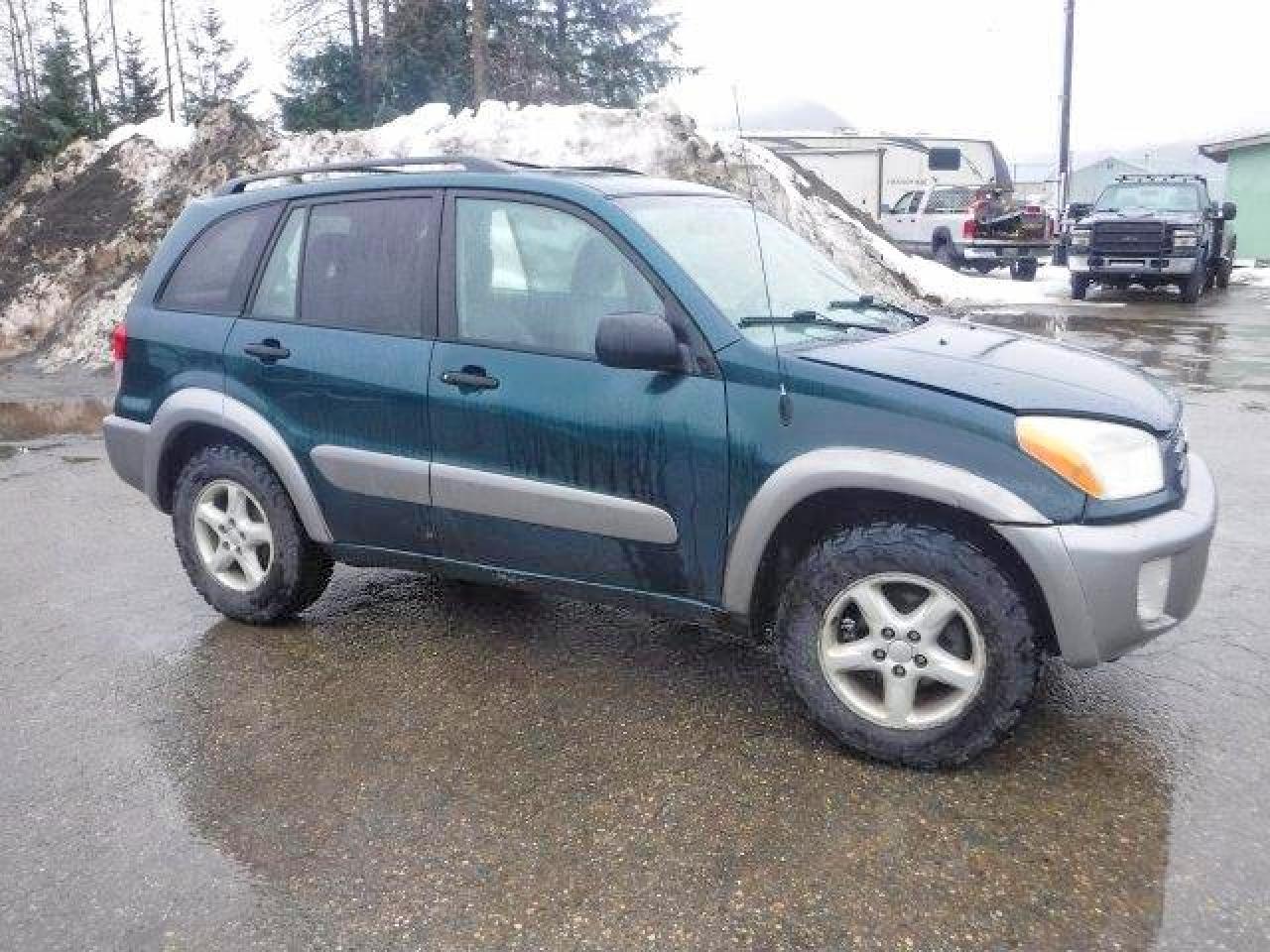 TOYOTA RAV4 2002 — 5