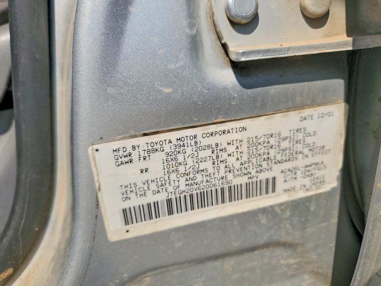 TOYOTA RAV4 2002 — 14