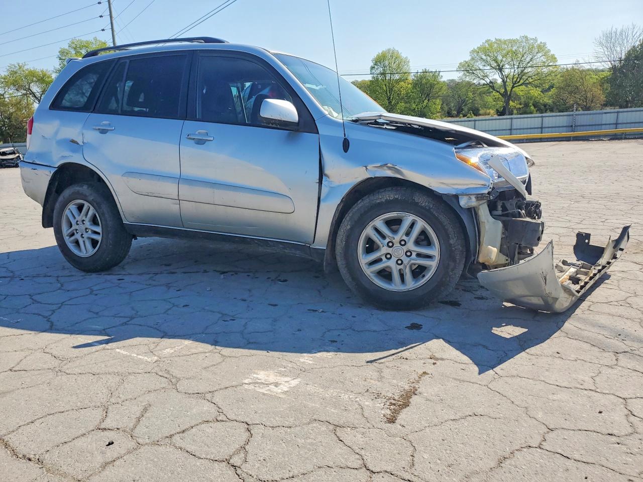 TOYOTA RAV4 2002 — 5