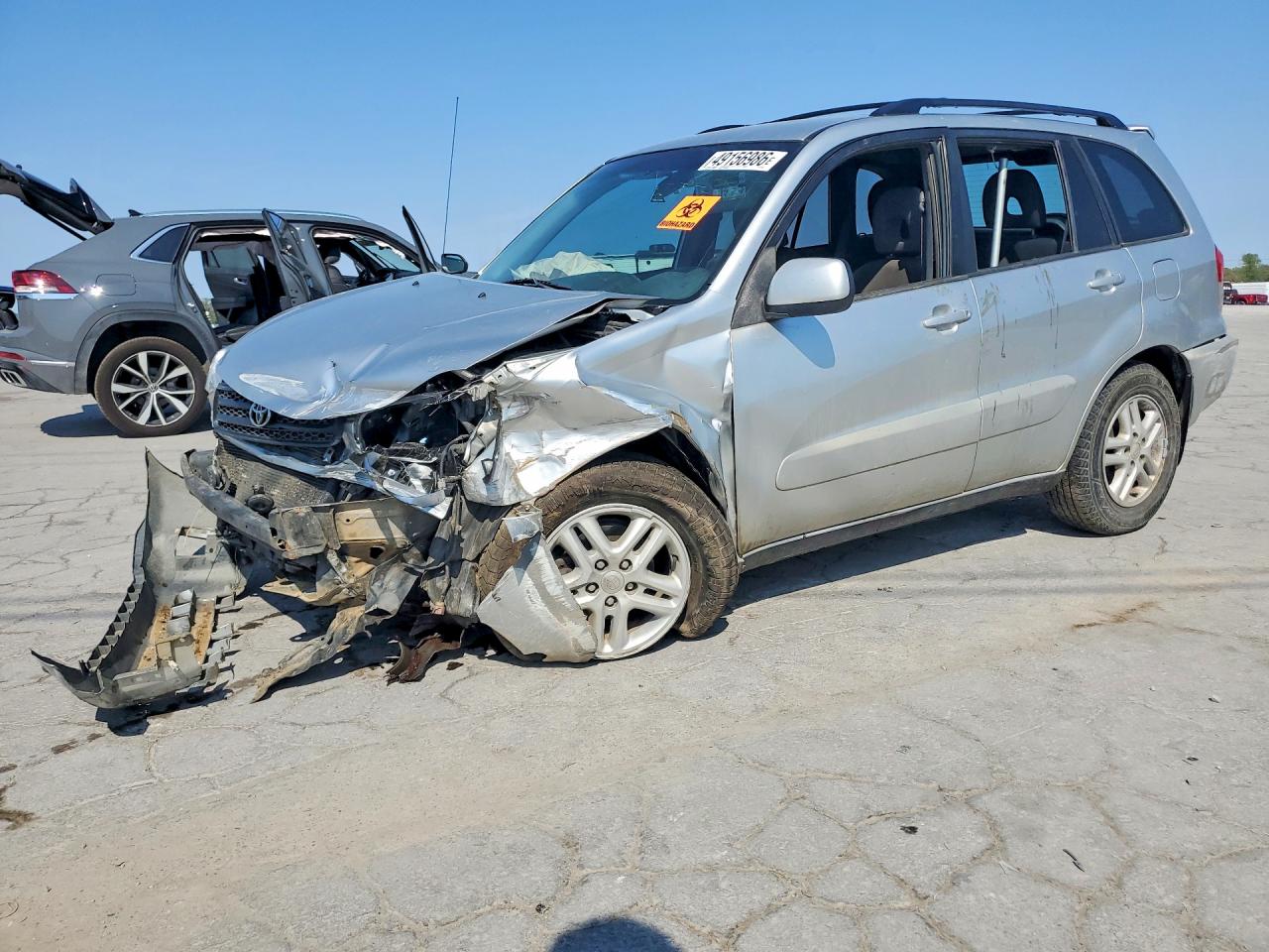 TOYOTA RAV4 2002 — 2