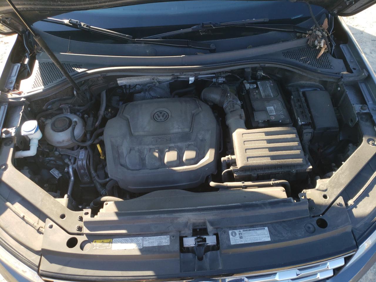 Volkswagen Tiguan 2020 — 12