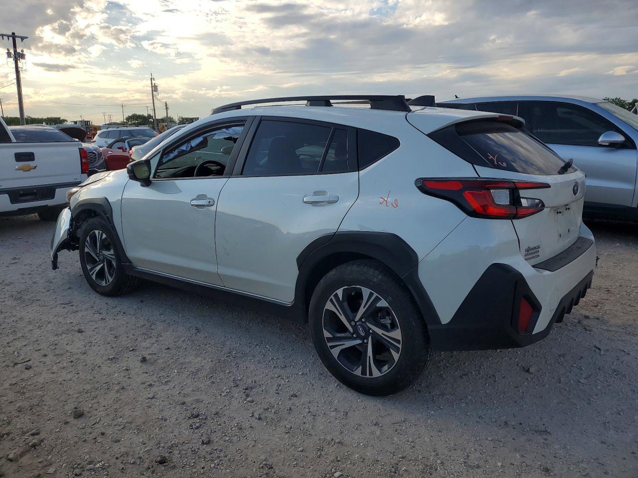 SUBARU CROSSTREK 2024 — 3