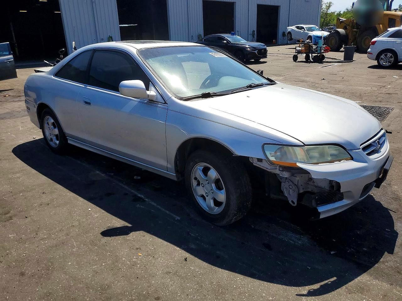 HONDA ACCORD 2002 — 5