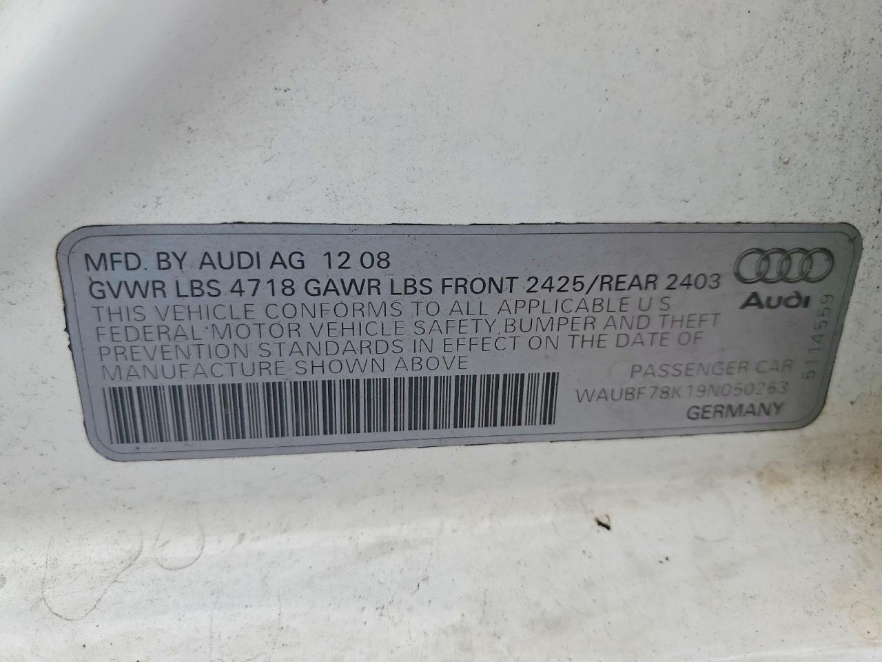 AUDI A4 2009 — 13