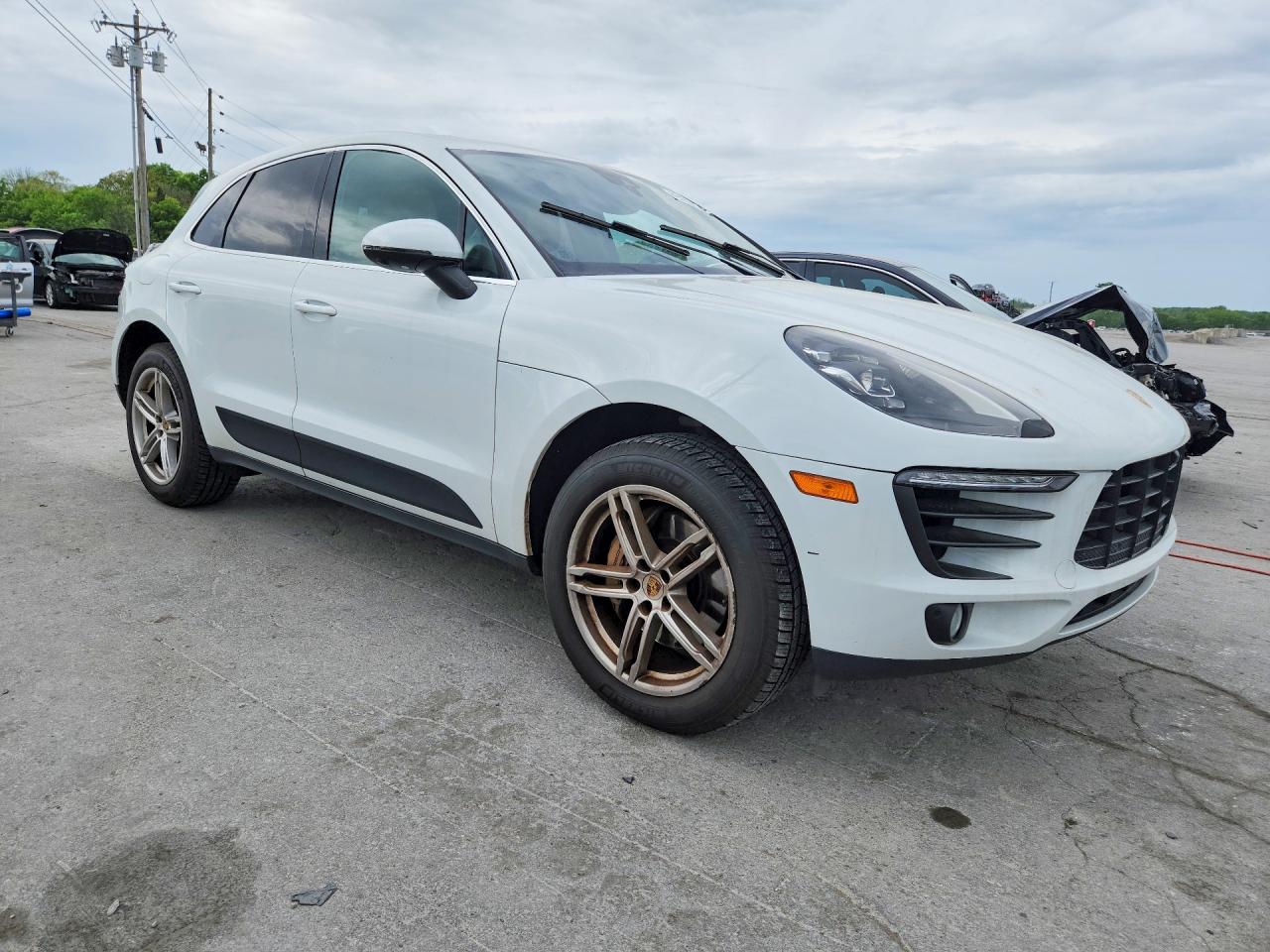 PORSCHE MACAN 2017 — 5