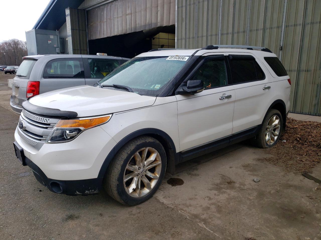 FORD EXPLORER 2013 — 2