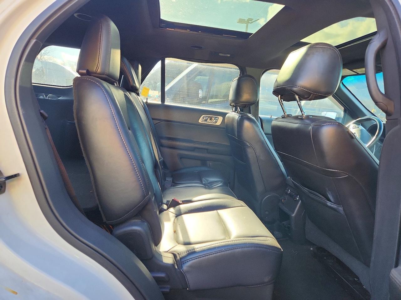 FORD EXPLORER 2013 — 12