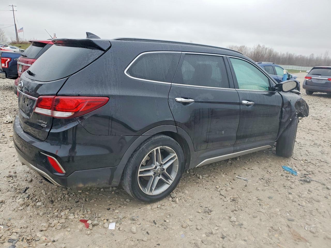 HYUNDAI SANTA FE 2017 — 4