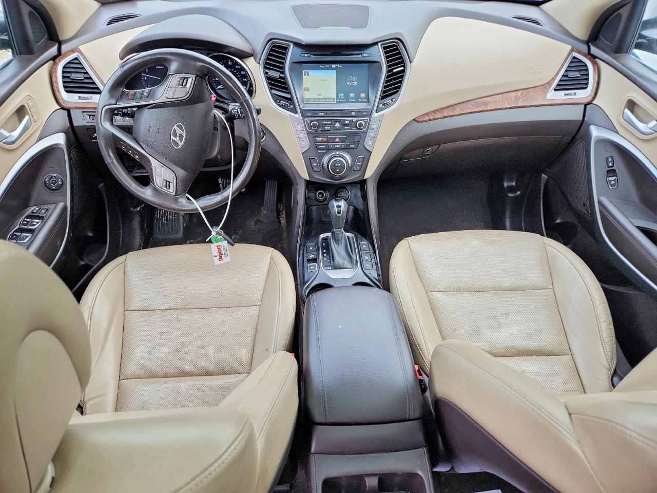 HYUNDAI SANTA FE 2017 — 9