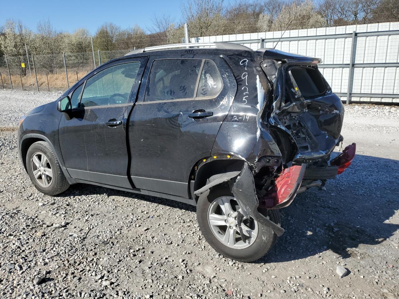 CHEVROLET TRAX 2021 — 3